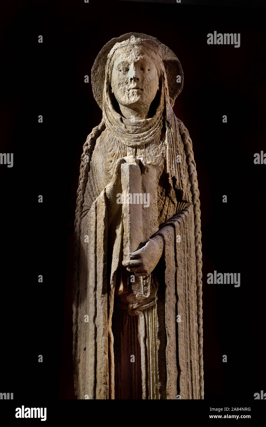 Rois de l'Ancien Testament, 1140-1145, des Statues colonnes à partir de Chartres Cathédrale Musée de Cluny - Musée National du Moyen Âge, Paris, France, en français. Banque D'Images