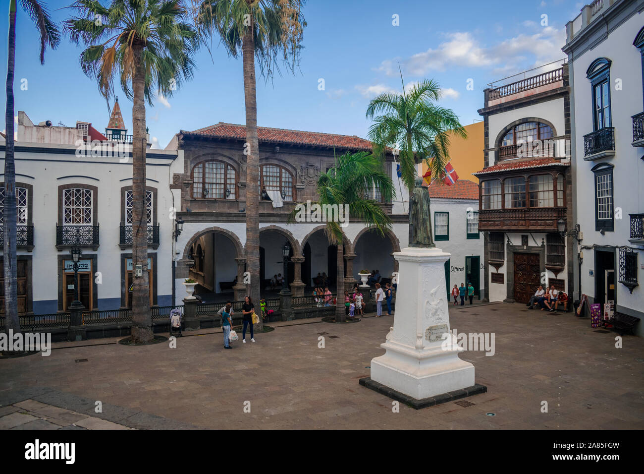 Santa Cruz de La Palma, îles canaries/Espagne ; 10 Septembre 2018 : la Plaza España de maisons anciennes Banque D'Images