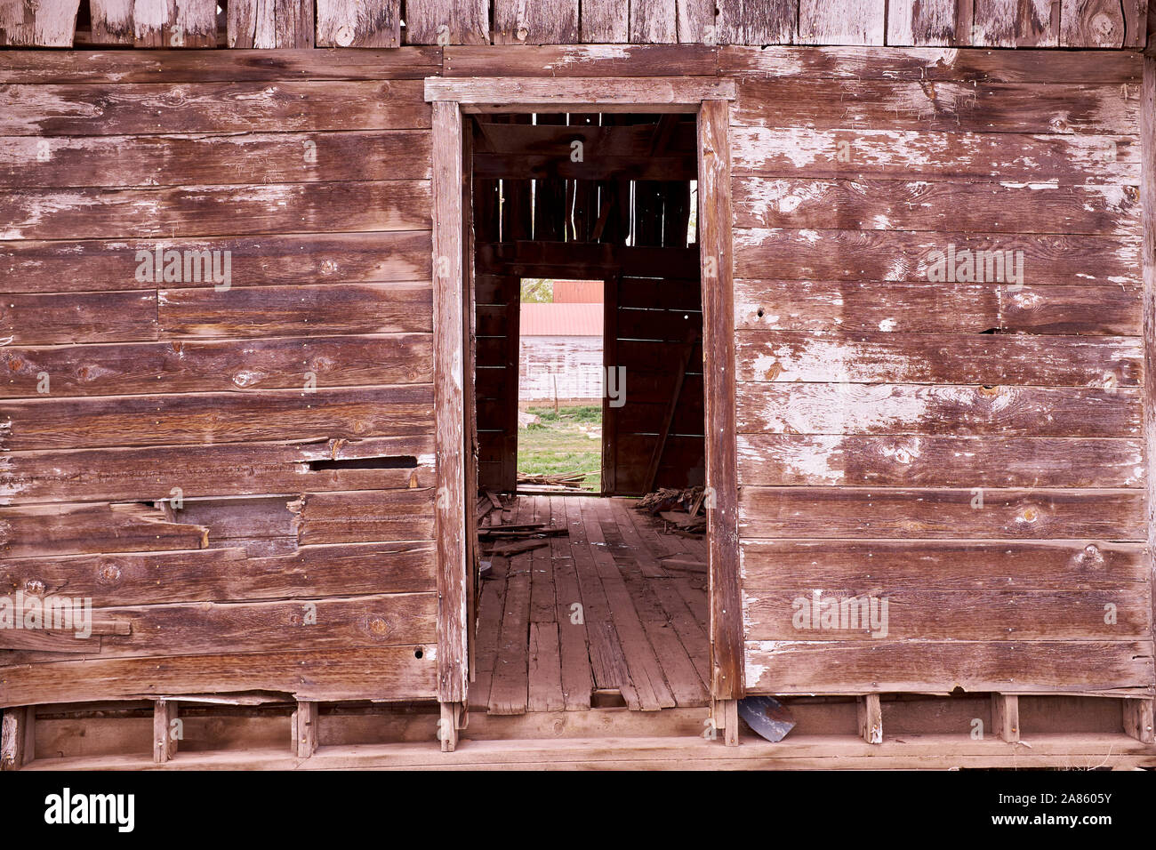 Abandonnée et bâtiments abandonnés le long de la ligne de chemin de fer dans la région de Thompson Springs, Utah, USA Banque D'Images