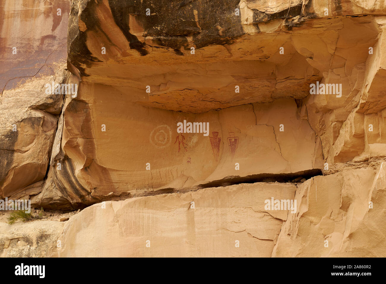 Sego Canyon Rock anthropomorphe art, pictogrammes amérindiens et pétroglyphes, certains plus grands que la taille de la vie, dans l'Utah, aux États-Unis Banque D'Images