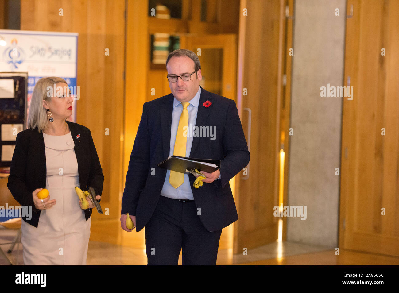 épisodes De Colin En Noir Et Blanc Ministre de l'énergie Banque de photographies et d’images à haute