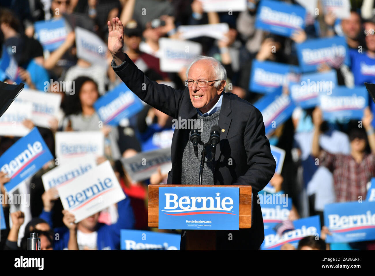 Bernie Sanders à un Bernie Sanders en rallye de campagne Parc Queensbridge, le 19 octobre 2019 dans le Queens, New York. Banque D'Images