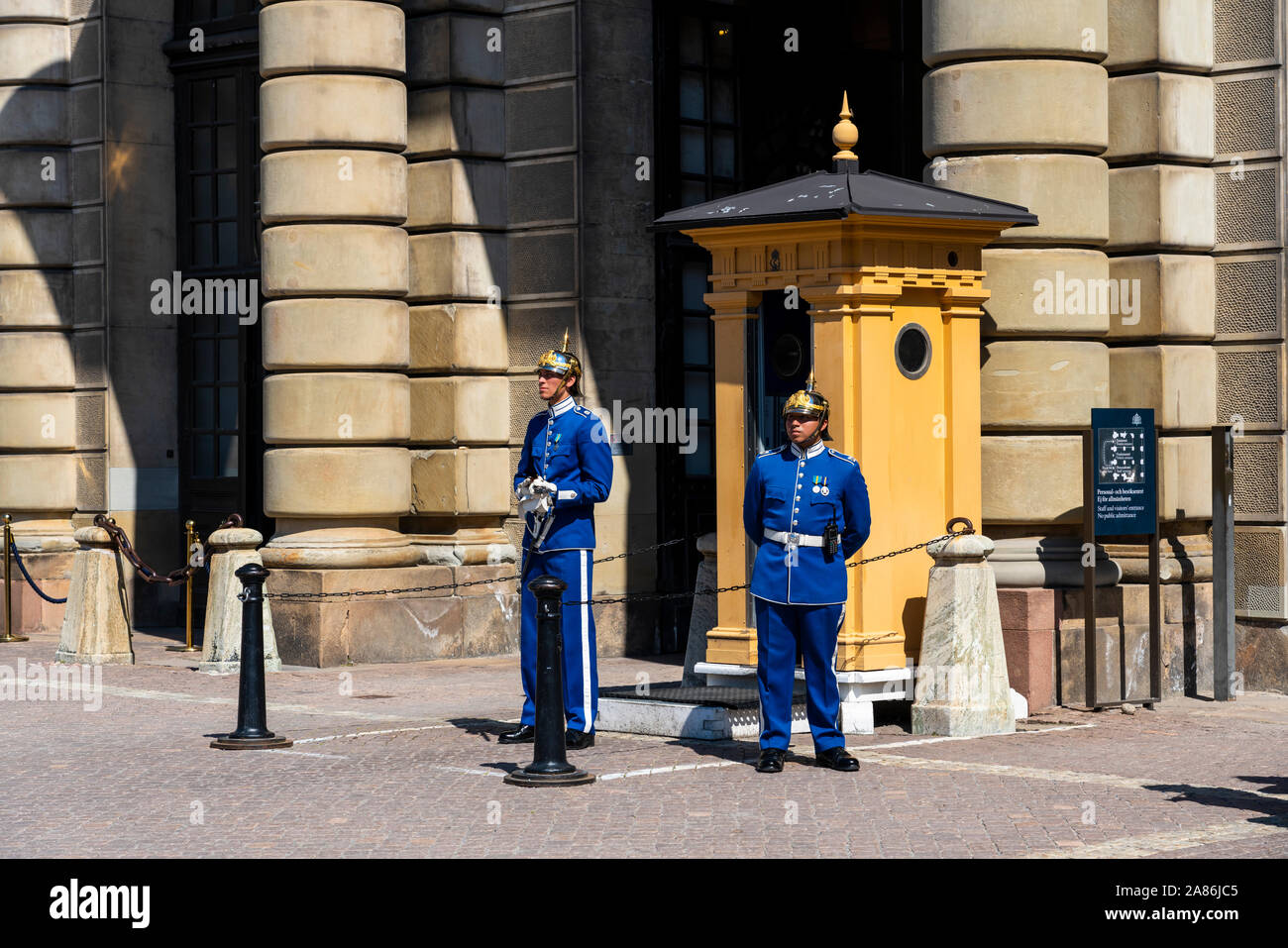 Changement de la garde au Palais Royal et musée à Stockholm, en Suède. Banque D'Images