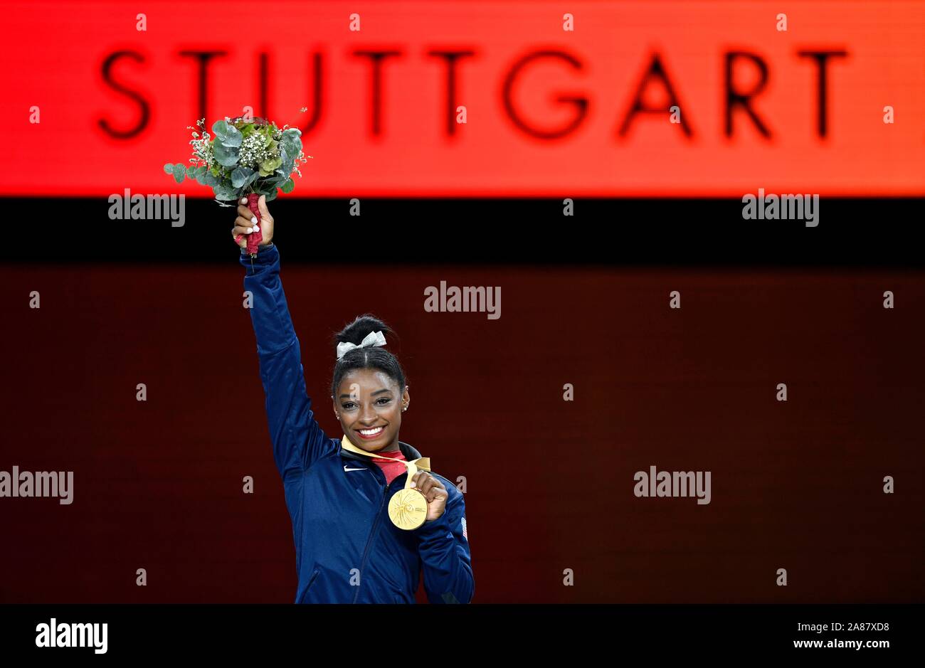 Cérémonie de remise des prix, Simone Biles USA avec médaille d'or, aux Championnats du monde de gymnastique, de championnats du monde de gymnastique 2019 Banque D'Images