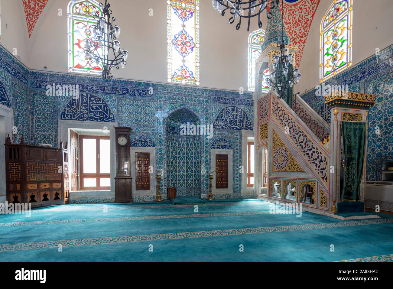 Mosquée Çinili, Orta Mosquée Schappelijk ou Mahpeyker Kösem Valide Sultan Mosquée, Uskudar, Istanbul, Turquie Banque D'Images