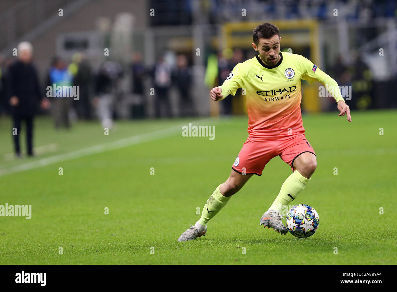 Milano, Italie. Le 06 novembre 2019. Ligue des Champions du groupe C. Atalanta Bergamasque Calcio vs Manchester City FC. David Silva de Manchester City FC . Banque D'Images