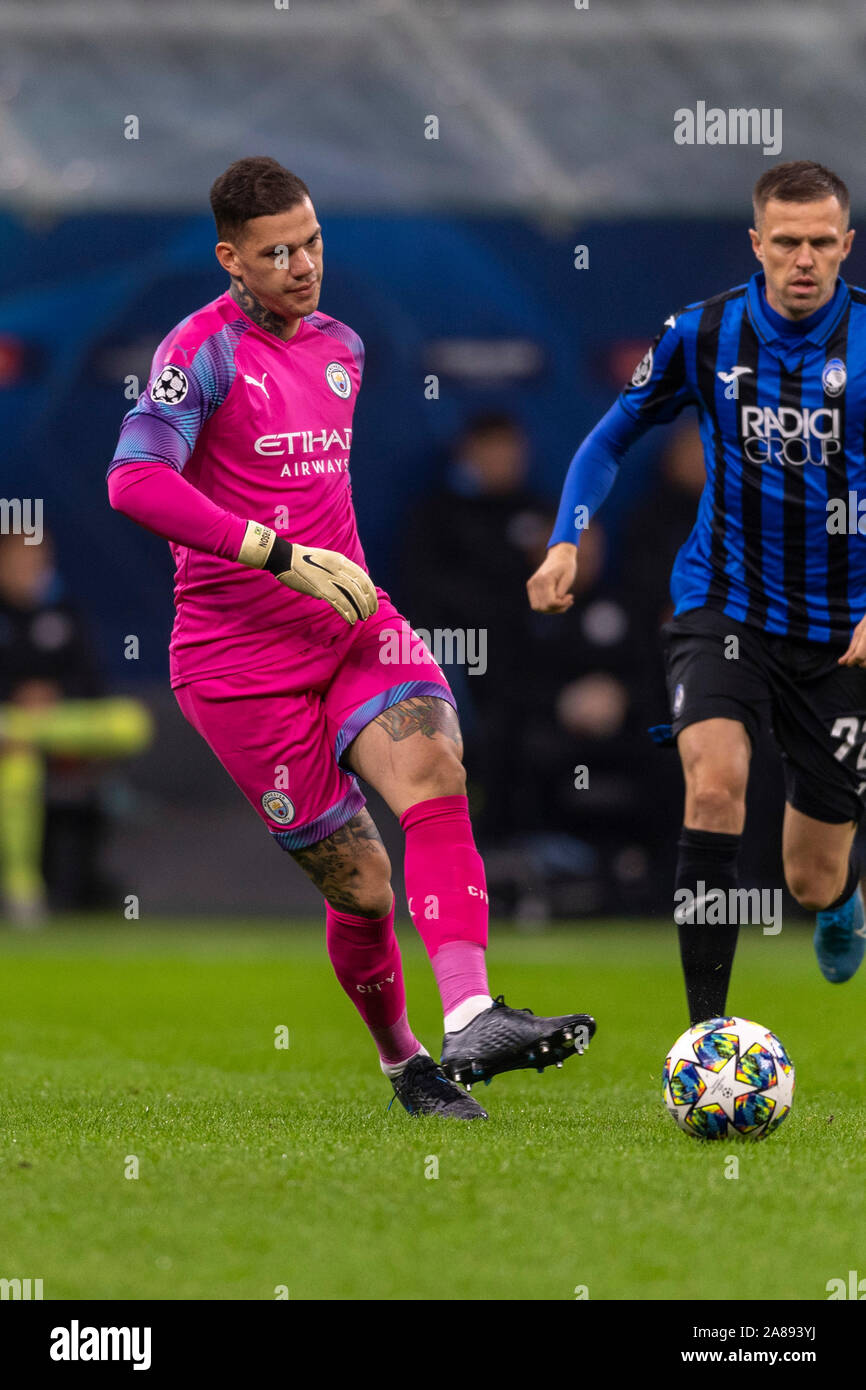 Ederson Santana de Moraes (Manchester City) au cours de la 'UEFA Champions League ' phase Groupe troisième match entre l'Atalanta 1-1 Manchester City à Giuseppe Meazza sur Novembre 06, 2019 à Milan, Italie. Credit : Maurizio Borsari/AFLO/Alamy Live News Banque D'Images