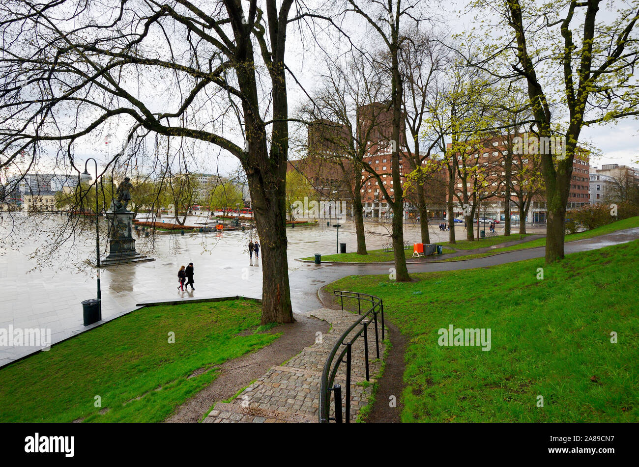 Les jardins de la forteresse d'Akershus (Akershus Festning), l'emblématique gardien d'Oslo. La Norvège Banque D'Images