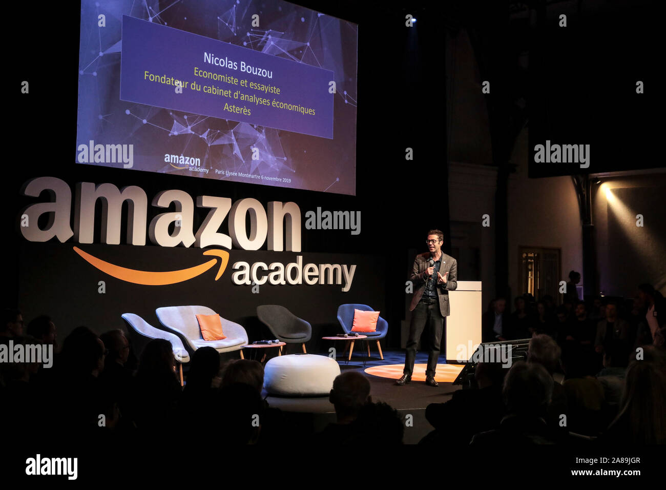 AMAZON ACADEMY PARIS Banque D'Images