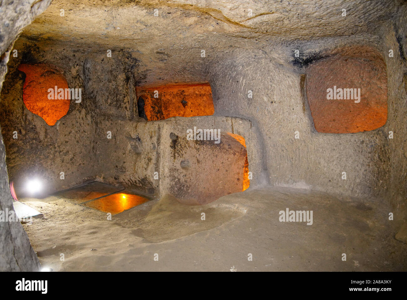 La Cappadoce. L'ancienne ville souterraine, de la ville souterraine de Kaymakli, construit sur 8 niveaux, il peut accueillir 5000 personnes. La Cappadoce, Anatolie, Turquie. Banque D'Images