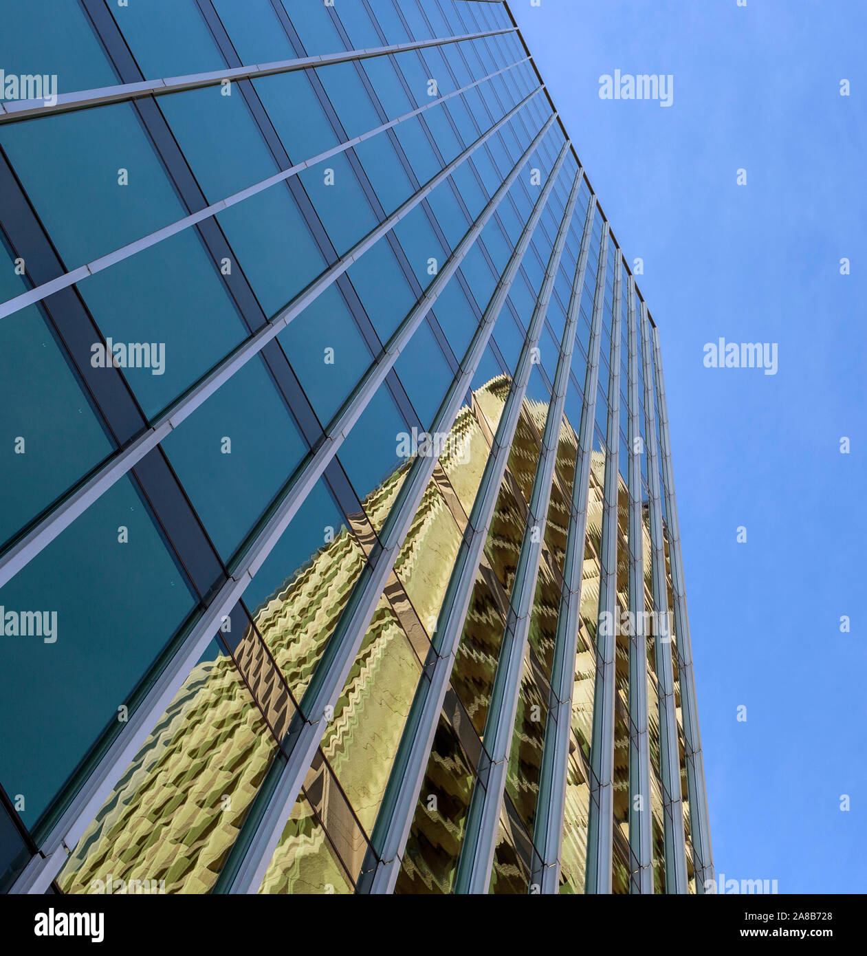 Les lève-ciel de la ville moderne, des lignes directrices, formes géométriques, résumé, les modèles Banque D'Images