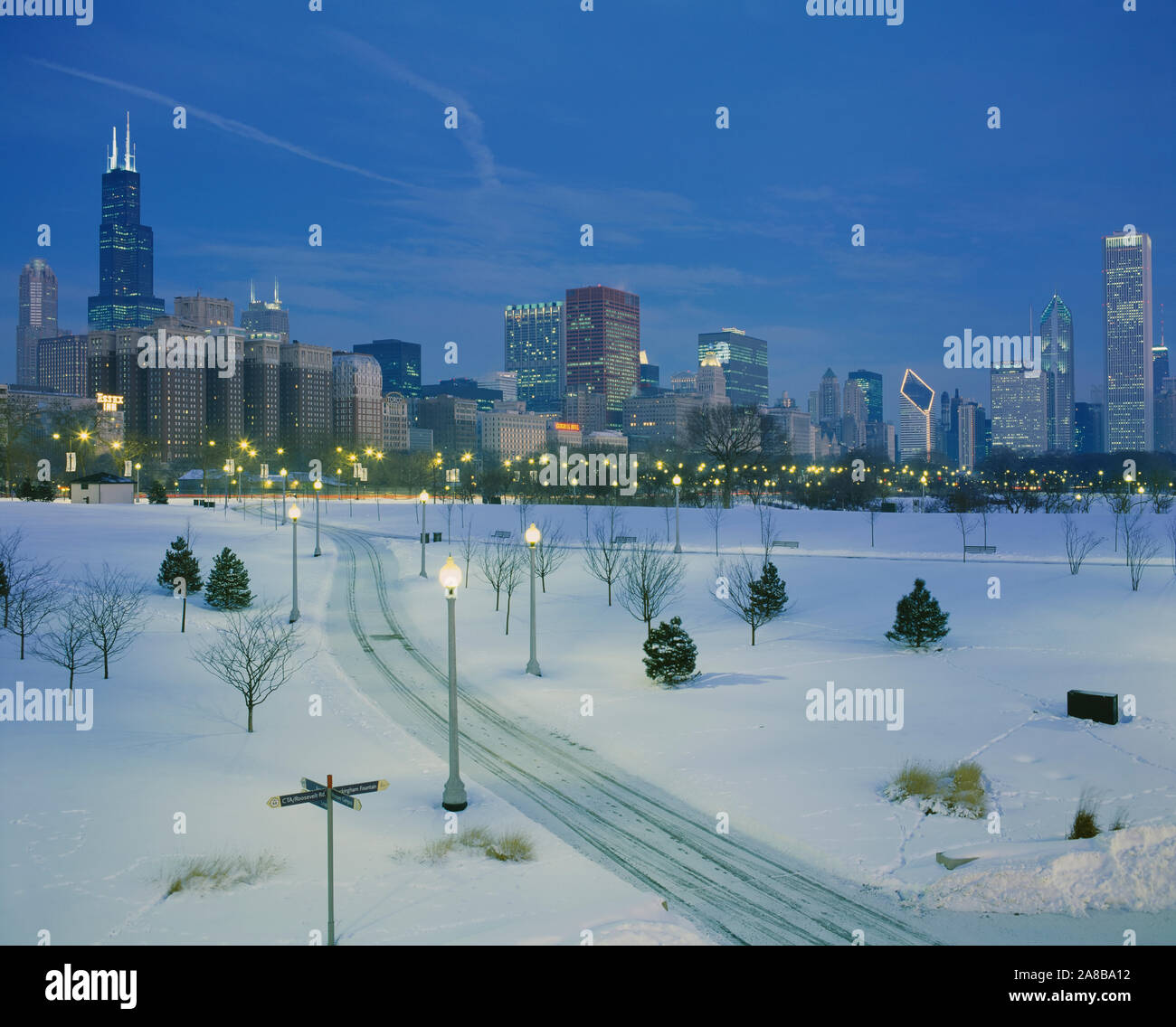 High angle view of landscape avec des bâtiments en arrière-plan, Chicago, Illinois, États-Unis Banque D'Images