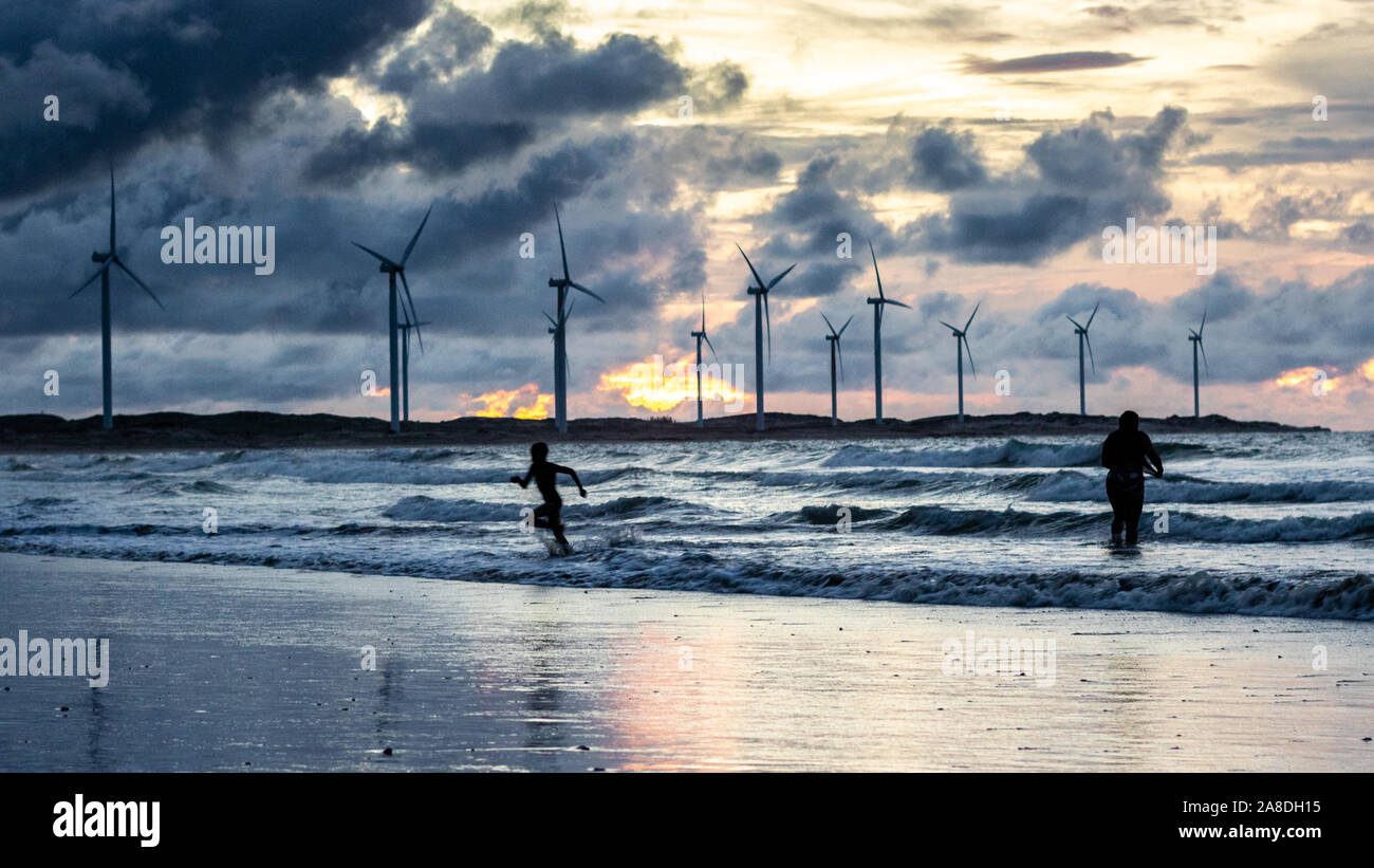 Coucher du soleil à icarai de amontada céara au nord-est braz Banque D'Images