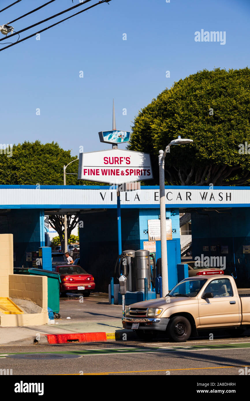 Lavage de voiture Village, Ocean Park Blvd, Santa Monica, Los Angeles County, Californie, États-Unis d'Amérique Banque D'Images