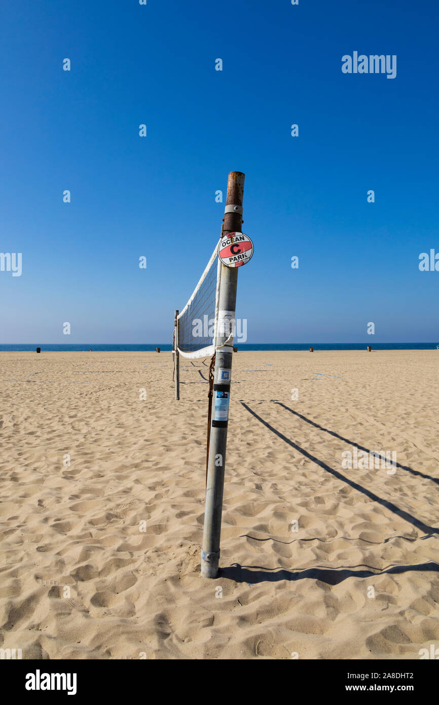 Filet de volley-ball sur la plage, la plage de Santa Monica, Los Angeles County, Californie, États-Unis d'Amérique Banque D'Images