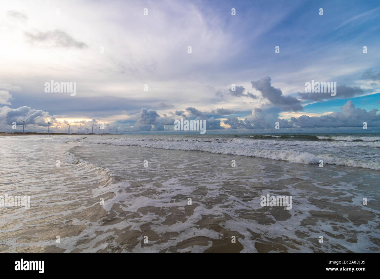 Coucher du soleil à icarai de amontada céara au nord-est braz Banque D'Images