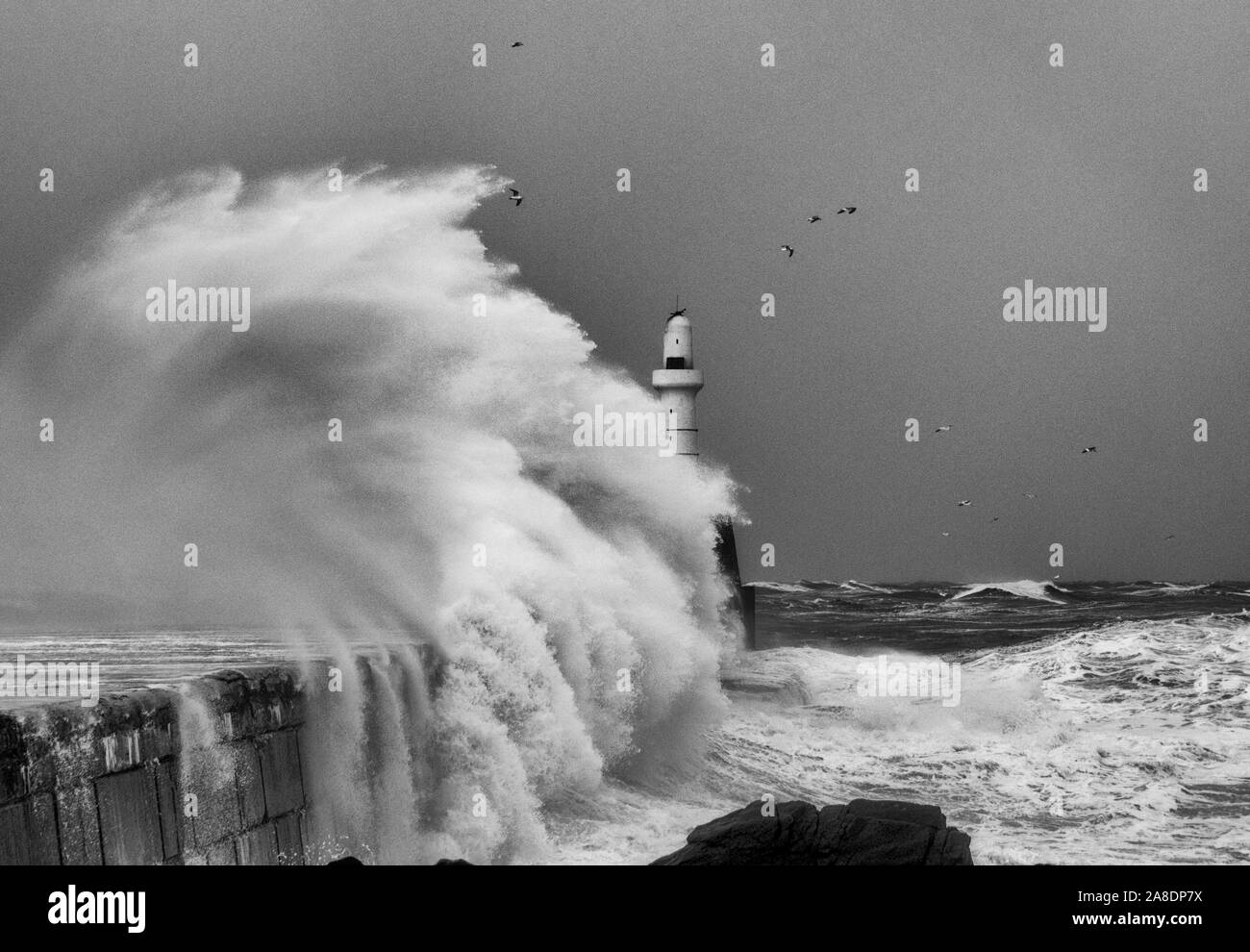 Tempête hivernale, Phare d'Aberdeen Banque D'Images