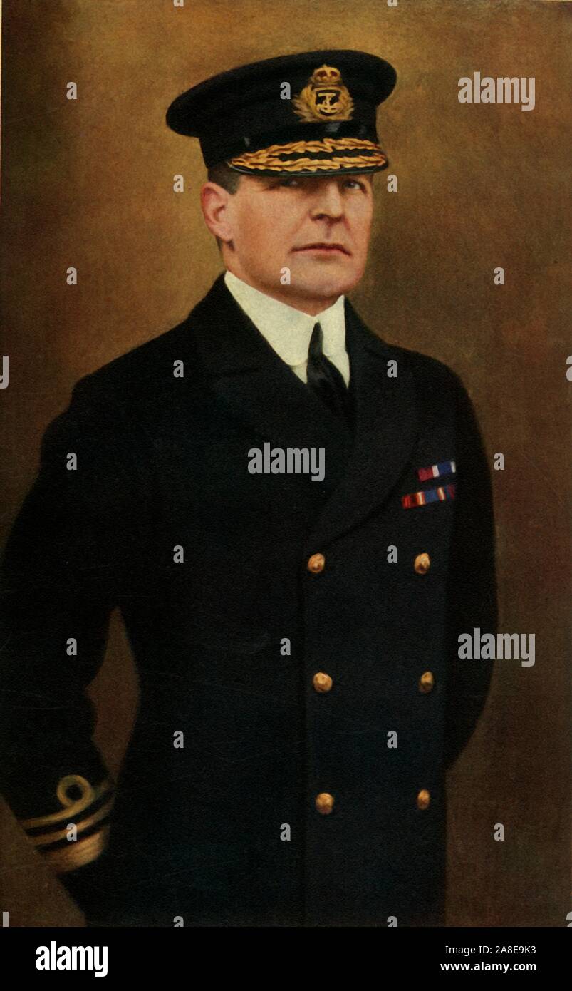 "Le Vice-amiral Sir David Beatty, K.C.B., K.C.V.O., D.S.O., 1916. David Beatty, comte Beatty (1871-1936) officier de la Marine royale britannique qui commandait le 1er Escadron de croiseurs à la bataille du Jutland en 1916. De "La guerre d'Album De Luxe - Volume VI. La campagne de printemps et d'été de 1916", édité par J. A. Hammerton. [L'Amalgamated Press, Limited, Londres, 1916] Banque D'Images