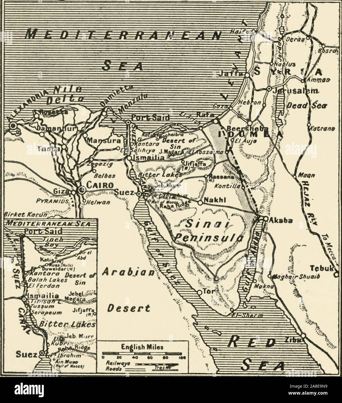 'Map de l'Égypte et la péninsule du Sinaï", 1917. Les combats ont commencé en janvier 1915, lorsqu'une force dirigée par l'Allemand Pouf envahirent la péninsule du Sinaï, puis une partie du protectorat britannique de l'Egypte, au raid le Canal de Suez. De "La guerre d'Album De Luxe - Le Volume VII. La campagne d'automne de 1916", édité par J. A. Hammerton. [L'Amalgamated Press, Limited, Londres, 1917] Banque D'Images