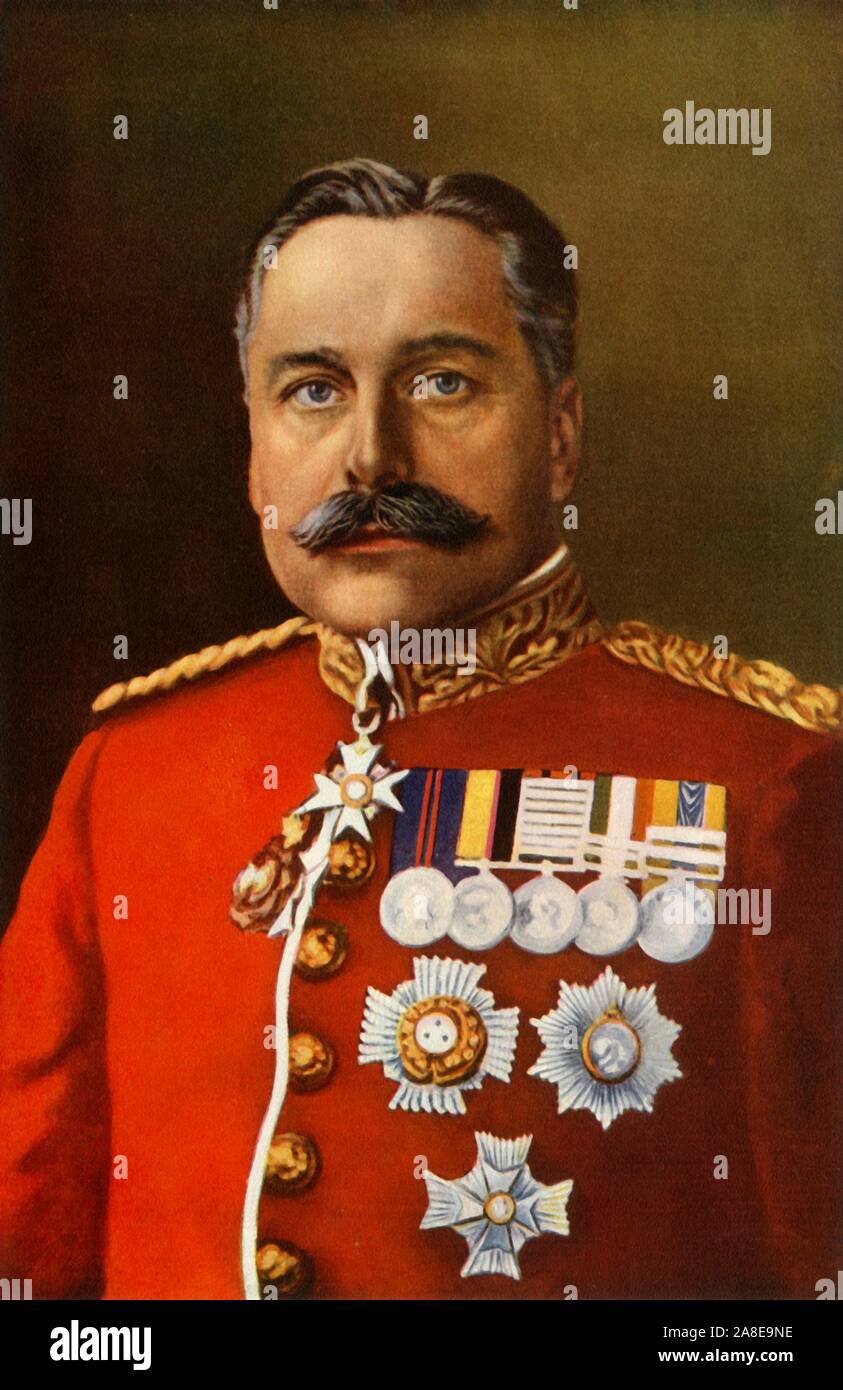 "Le général Sir Douglas Haig, K.C.B., K.C.V.O.', 1916. Le maréchal Douglas Haig, (1861-1928) officier supérieur écossais de l'armée britannique qui a commandé le Corps expéditionnaire britannique sur le front occidental de la fin de 1915 jusqu'à la fin de la guerre. De "La guerre d'Album De Luxe - Volume IV. La campagne d'été - 1915", édité par J. A. Hammerton. [L'Amalgamated Press, Limited, Londres, 1916] Banque D'Images