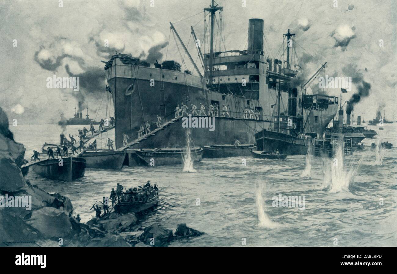'Le débarquement historique de la rivière Clyde à Seddul Bahr, Gallipoli, 25 avril 1915', 1916. Sedd el Bahr était le site de V Beach, la zone de débarquement de SS River Clyde, le 25 avril 1915 sous les bombardements turcs pendant la campagne de Gallipoli dans la première Guerre mondiale extrait de l'album illustré de luxe - volume IV. The Summer Campaign - 1915, édité par J. A. Hammerton. [The Amalgamated Press, Limited, Londres, 1916] Banque D'Images