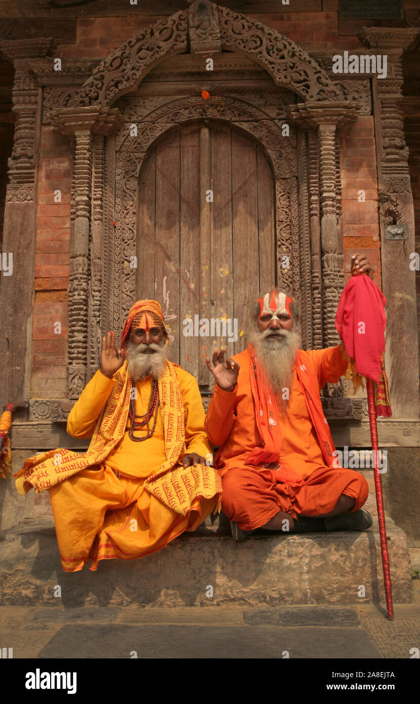 Sadhus ou saints hommes, Durbar Square, Katmandou, Népal Banque D'Images
