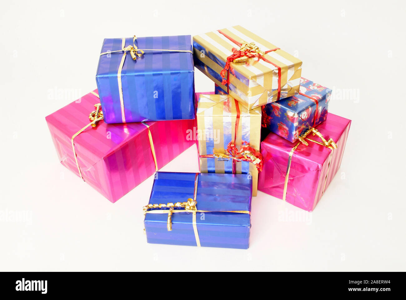 Verschiedene Packages, Päckchen, dans Weihnachtspapier, Geschenke, bunte, cadeaux de Noël, Banque D'Images