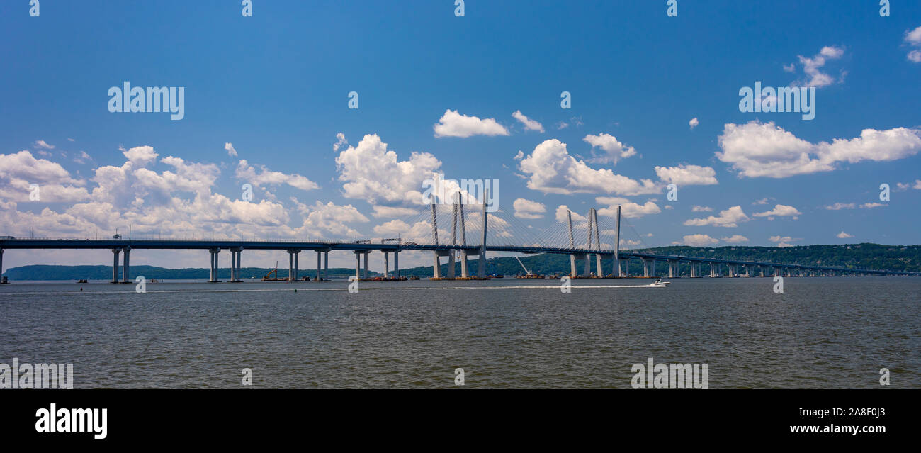 TARRYTOWN, NEW YORK, USA - pont Tappan Zee sur le fleuve Hudson. Banque D'Images