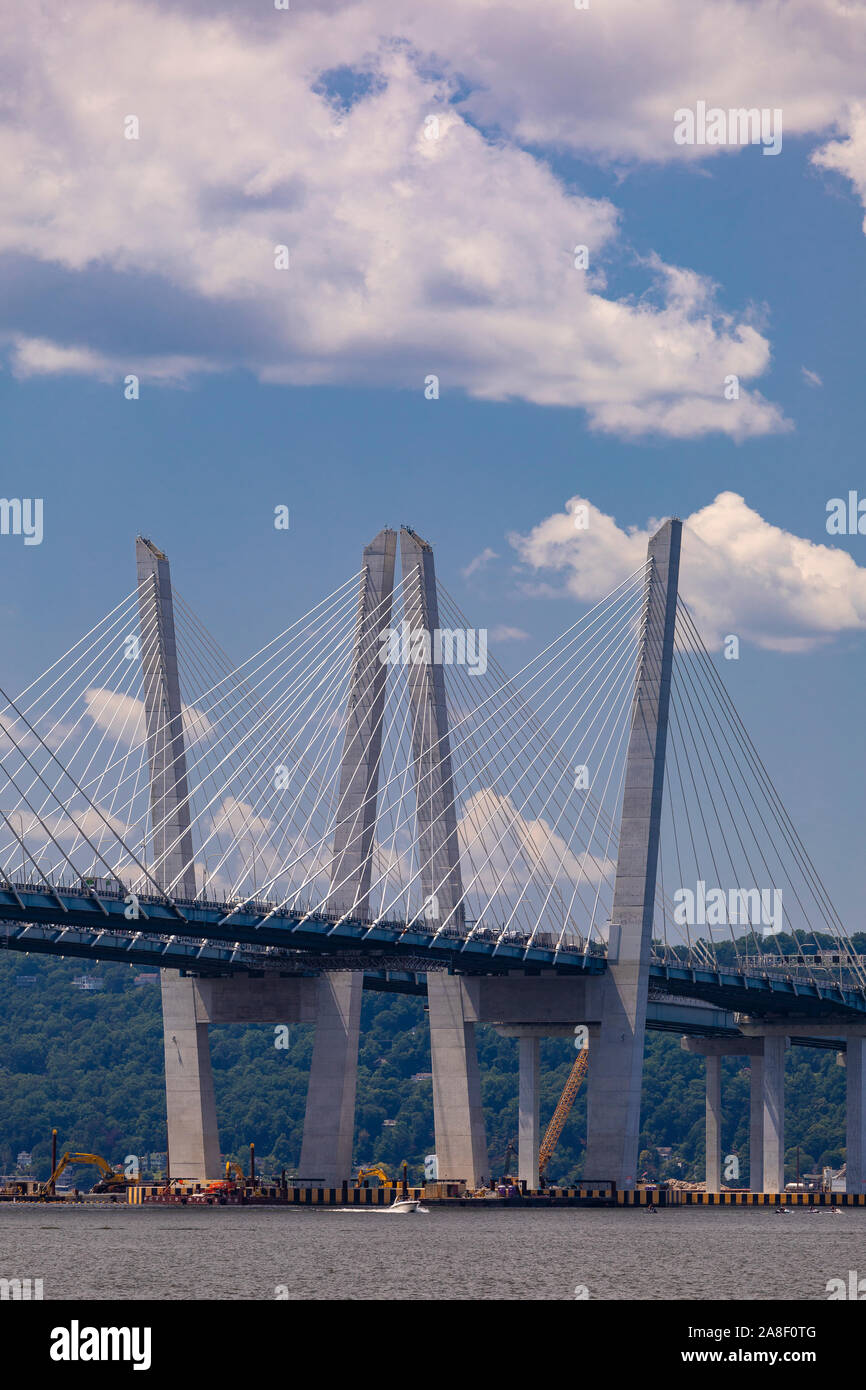 TARRYTOWN, NEW YORK, USA - pont Tappan Zee sur le fleuve Hudson. Banque D'Images