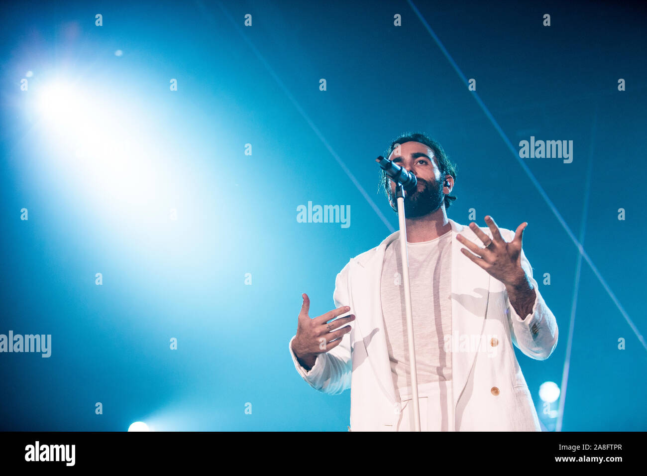 Milan Italie 8 novembre 2019 Marco Mengoni live au Mediolanum Forum Assago © Roberto Finizio / Alamy Banque D'Images