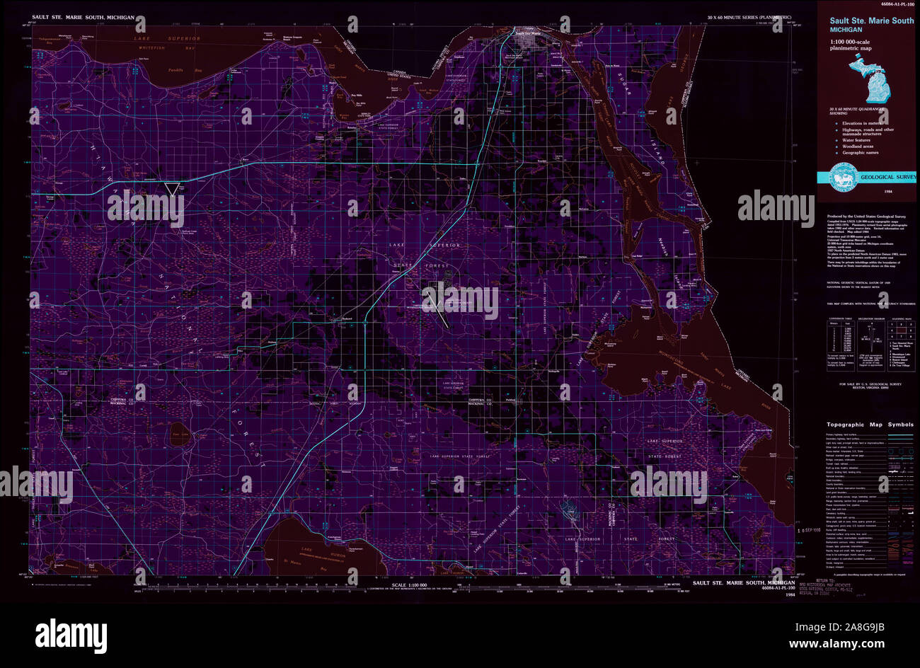 Carte TOPO USGS MI Michigan Sault Ste Marie l'inversé 2786951984100000 Banque D'Images
