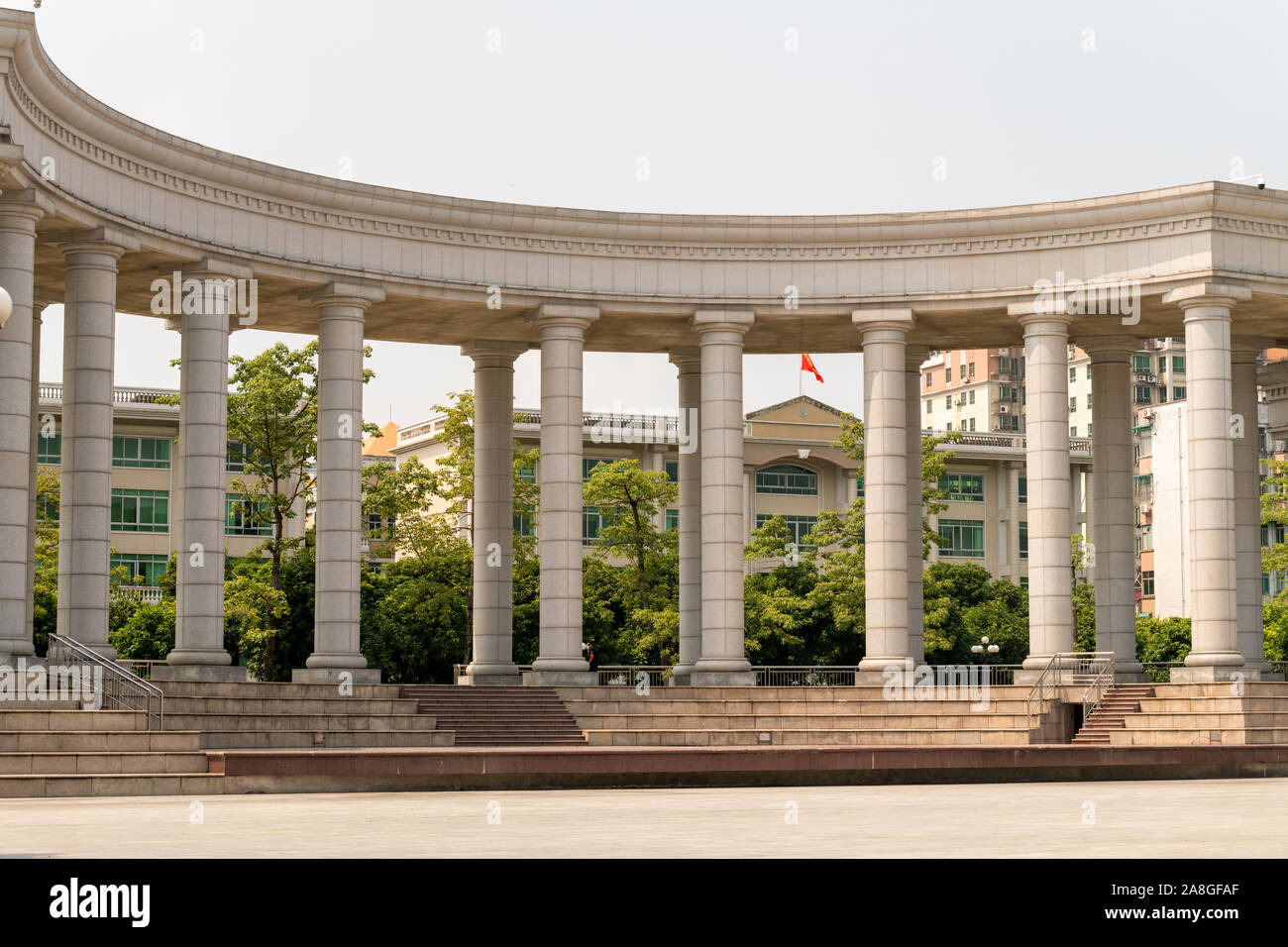 Colonnes et arch symbole de puissance chine park Banque D'Images