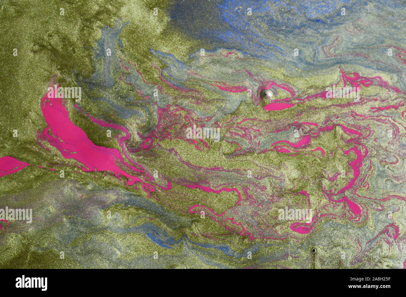 Résumé arrière-plan dynamique de mouvement. Couleur rose et blanc modèle artistique de peintures. Fond psychédélique de mélange formes courbes. Swell artwo Banque D'Images