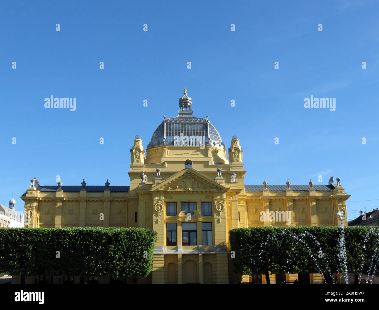 Le Pavillon des arts de Zagreb Banque D'Images