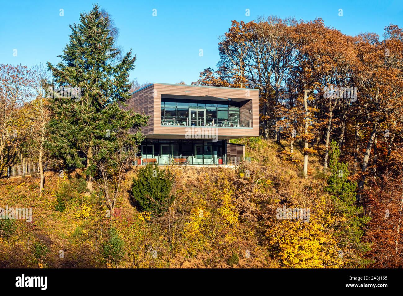 Barrage de Pitlochry Visitor Center à Loch Faskally à Perth Perth and Kinross Scotland UK Banque D'Images