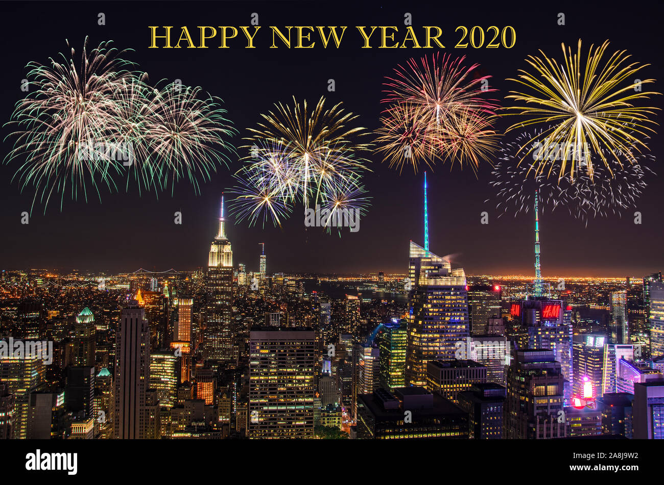 Le réveillon du Nouvel an et d'artifice au-dessus de la ville de new york Banque D'Images