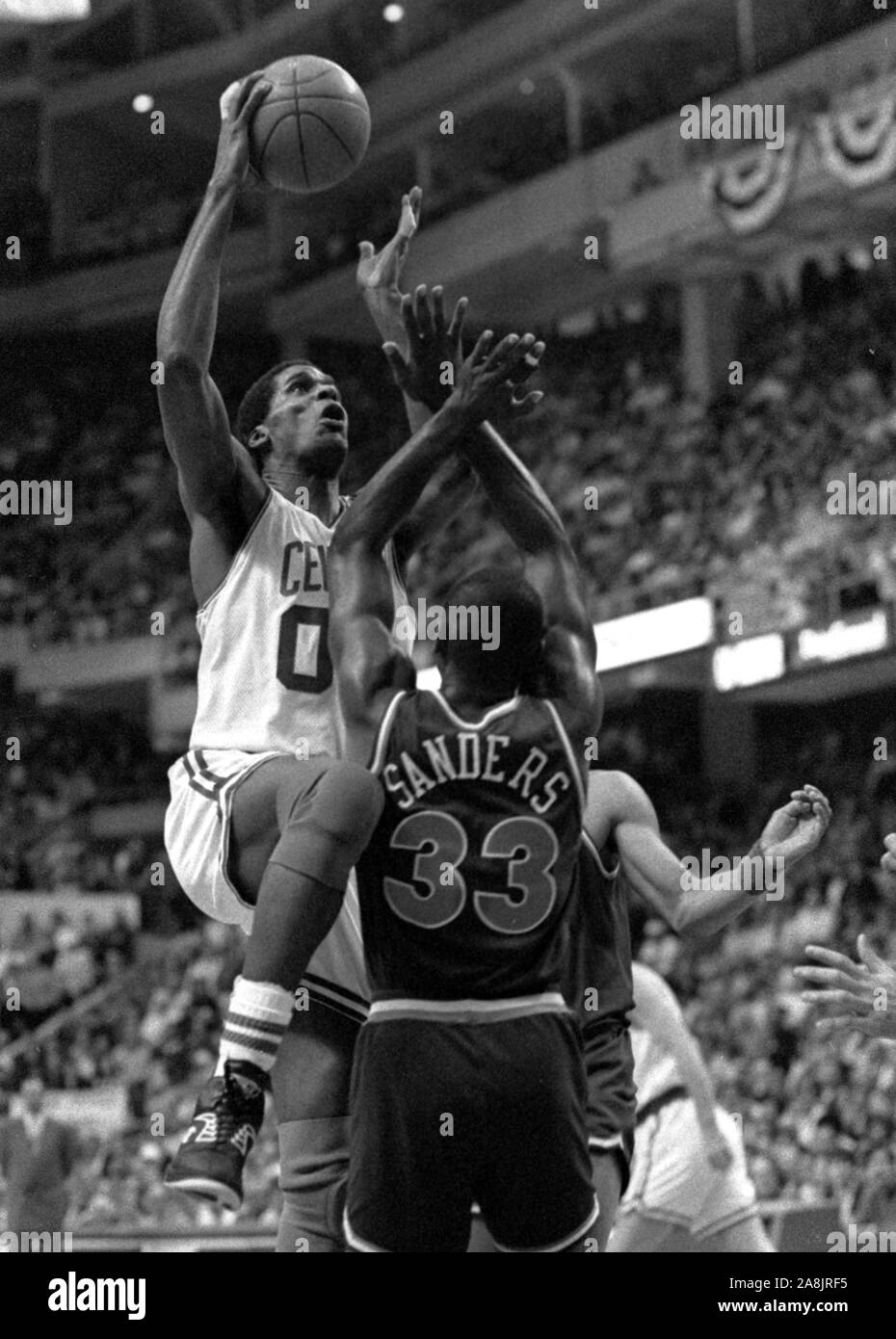 Celtics Robert Parish en notation acion jeu au Fleet Center à Boston ma. 1986 Banque D'Images