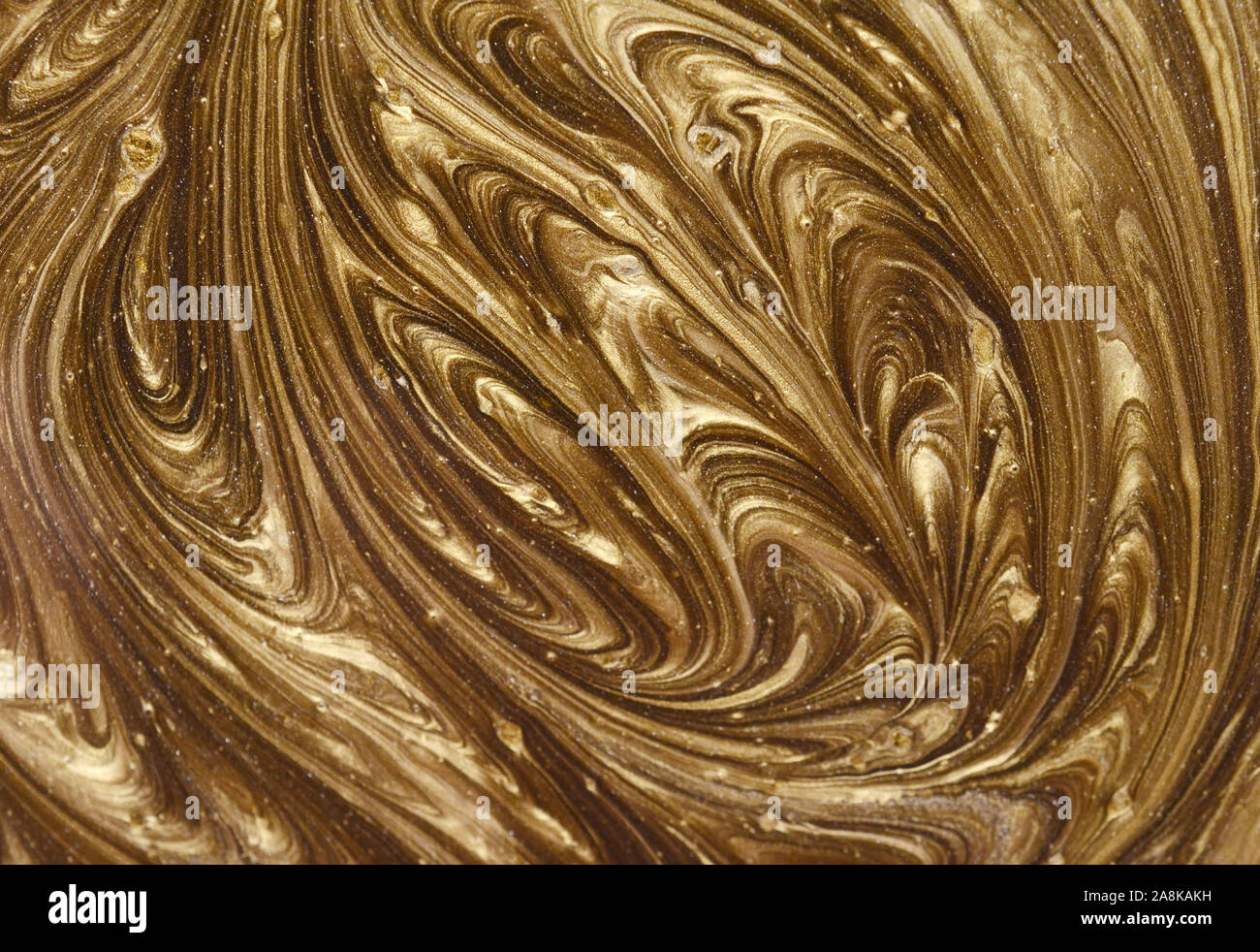 Motif marbré or liquide. Fond beige. Banque D'Images