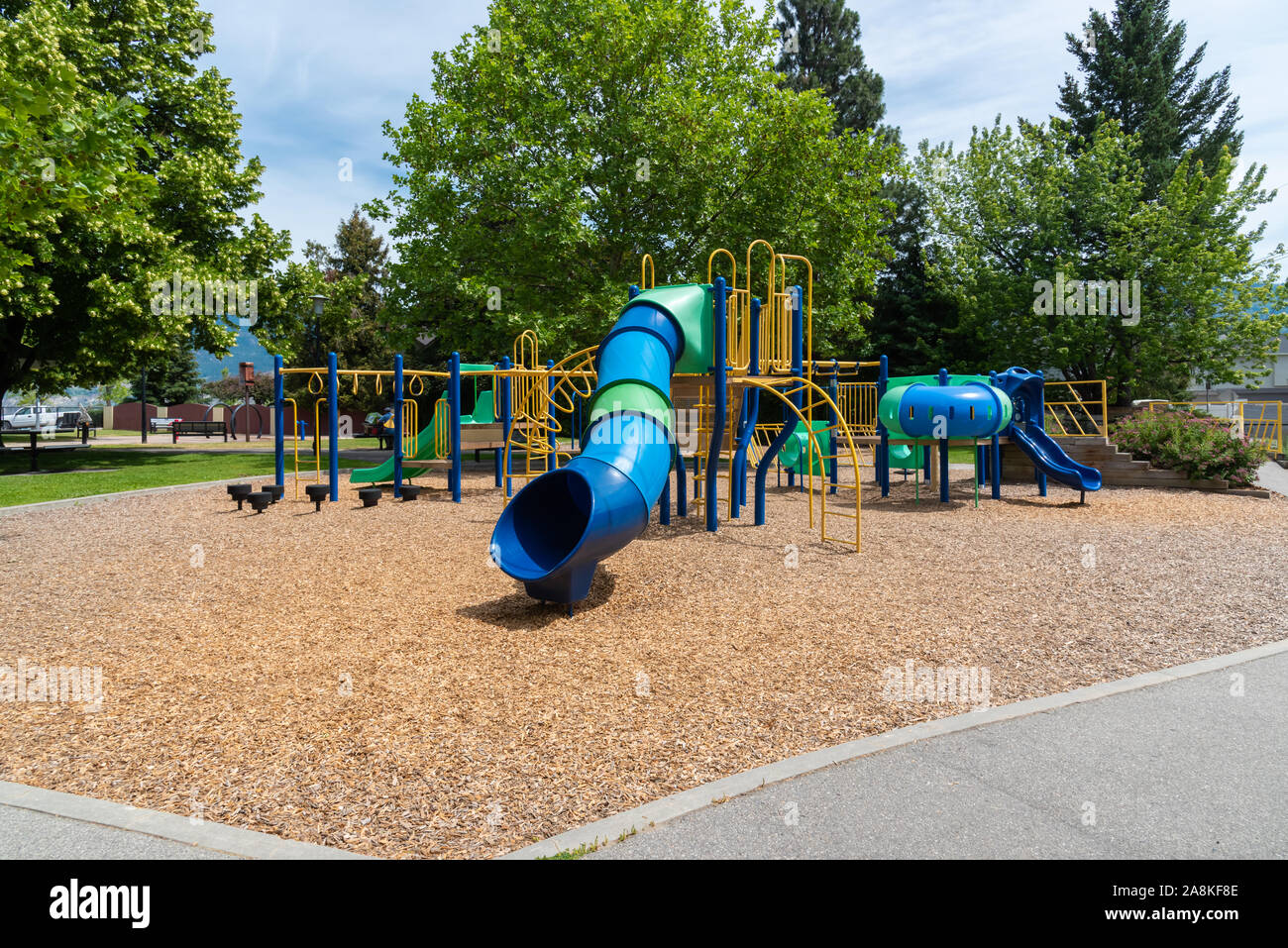 12 juin 2019 - Penticton, Colombie-Britannique, Canada : structure de jeux pour Lackawanna Park, une aire de jeux populaires sur Lakeshore Drive par Okanagan Lake Banque D'Images