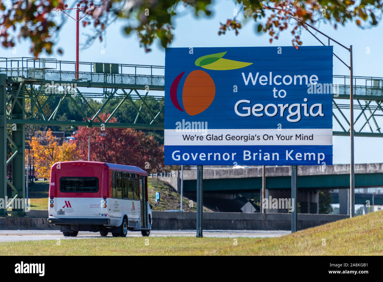 Bienvenue à la Géorgie signe le long de l'Interstate 85 à l'extérieur de l'aéroport international Hartsfield-Jackson d'Atlanta. (USA) Banque D'Images