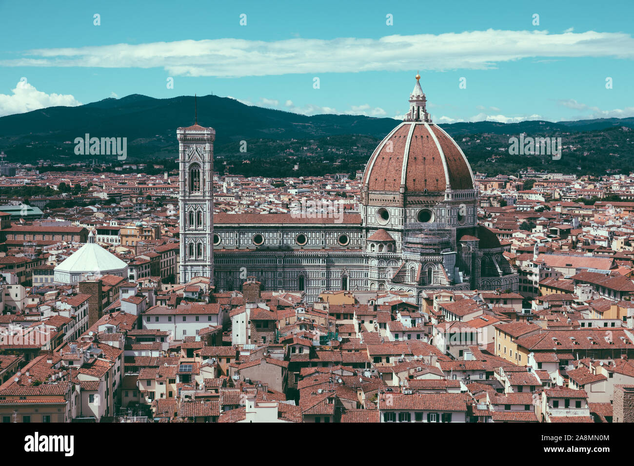 Vue Aérienne Vue panoramique de la vieille ville de Florence et Cattedrale di Santa Maria del Fiore (Cathédrale de Sainte Marie de la fleur) du Palazzo Vecchio Banque D'Images