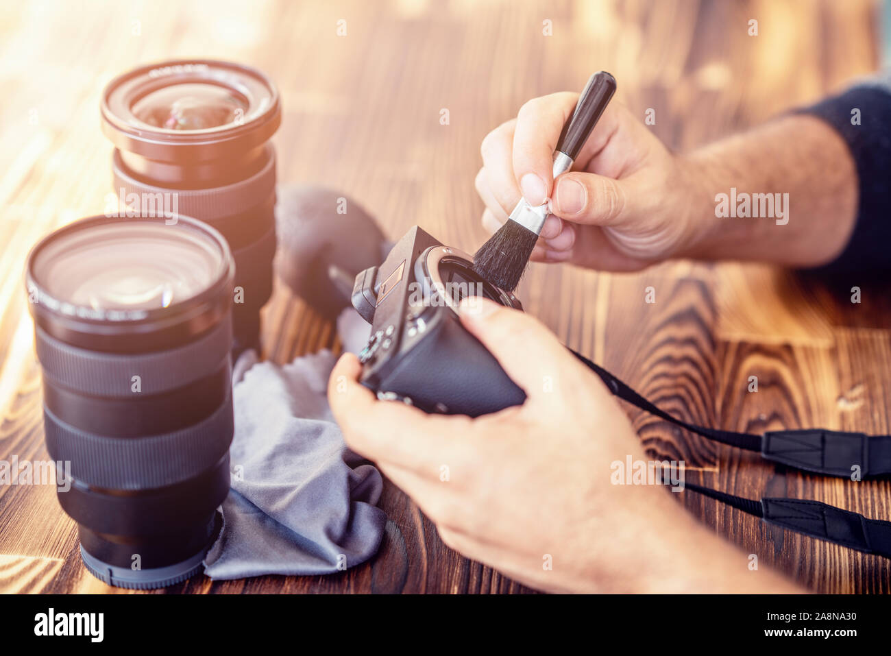 La préparation et le nettoyage de la photographie equipements shoting photos. Banque D'Images