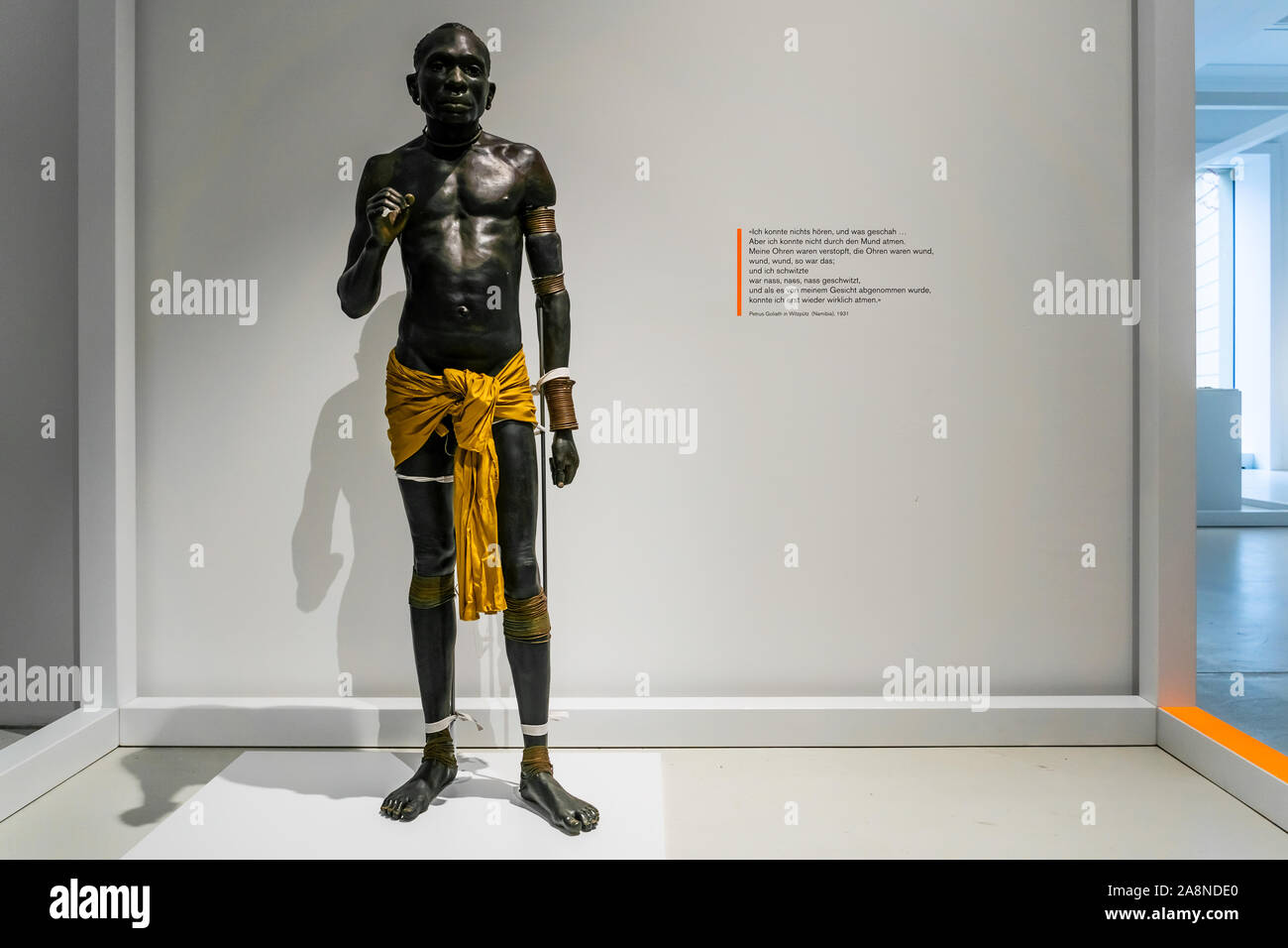 La figure de modèle d'un Wakamba, peuple africain du Kenya, exposée au Musée des Cultures, Bâle, Suisse. Banque D'Images