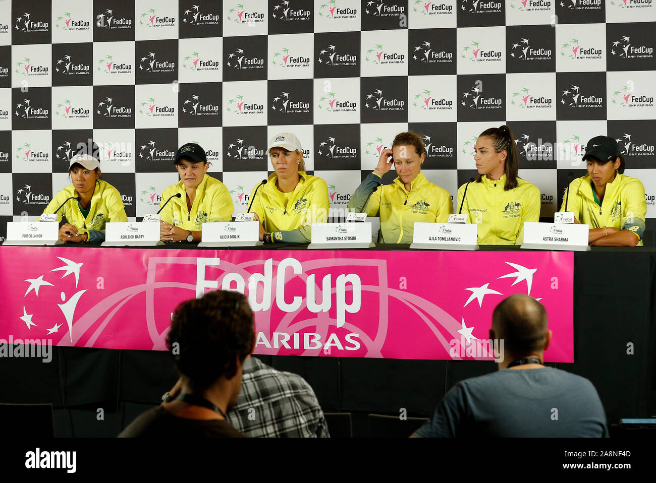 Perth, Australie. 10 Nov, 2019. 10 novembre 2019 RAC ; Arena, Perth, Australie occidentale, Australie ; Fed Cup par BNP Paribas Tennis finale, l'Australie par rapport à l'équipe de France, l'Australie à la conférence de presse après leur perte pour France Crédit : utilisation éditoriale Plus Sport Action Images/Alamy Live News Banque D'Images