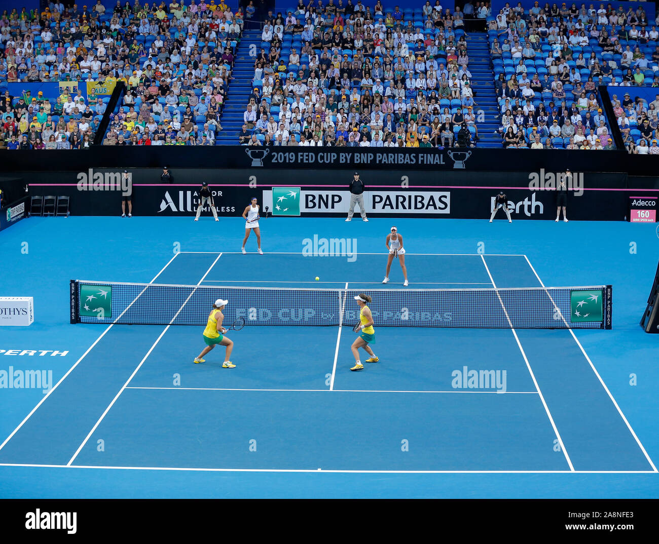 Perth, Australie. 10 Nov, 2019. 10 novembre 2019 RAC ; Arena, Perth, Australie occidentale, Australie ; Fed Cup par BNP Paribas Tennis finale, l'Australie et la France ; la France joue l'Australie dans le le match de double usage éditorial : Action Crédit Plus Sport Images/Alamy Live News Banque D'Images