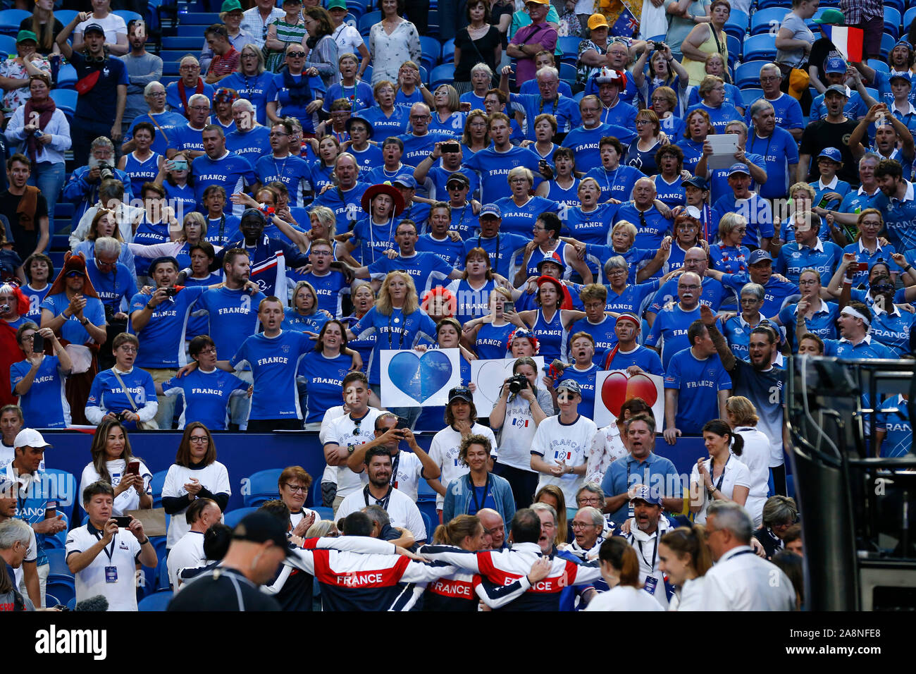 Perth, Australie. 10 Nov, 2019. 10 novembre 2019 RAC ; Arena, Perth, Australie occidentale, Australie ; Fed Cup par BNP Paribas Tennis finale, l'Australie et la France ; la France l'équipe de célébrer l'obtention de la Fed Cup contre l'Australie : Action Crédit utilisation éditoriale Plus Sport Images/Alamy Live News Banque D'Images