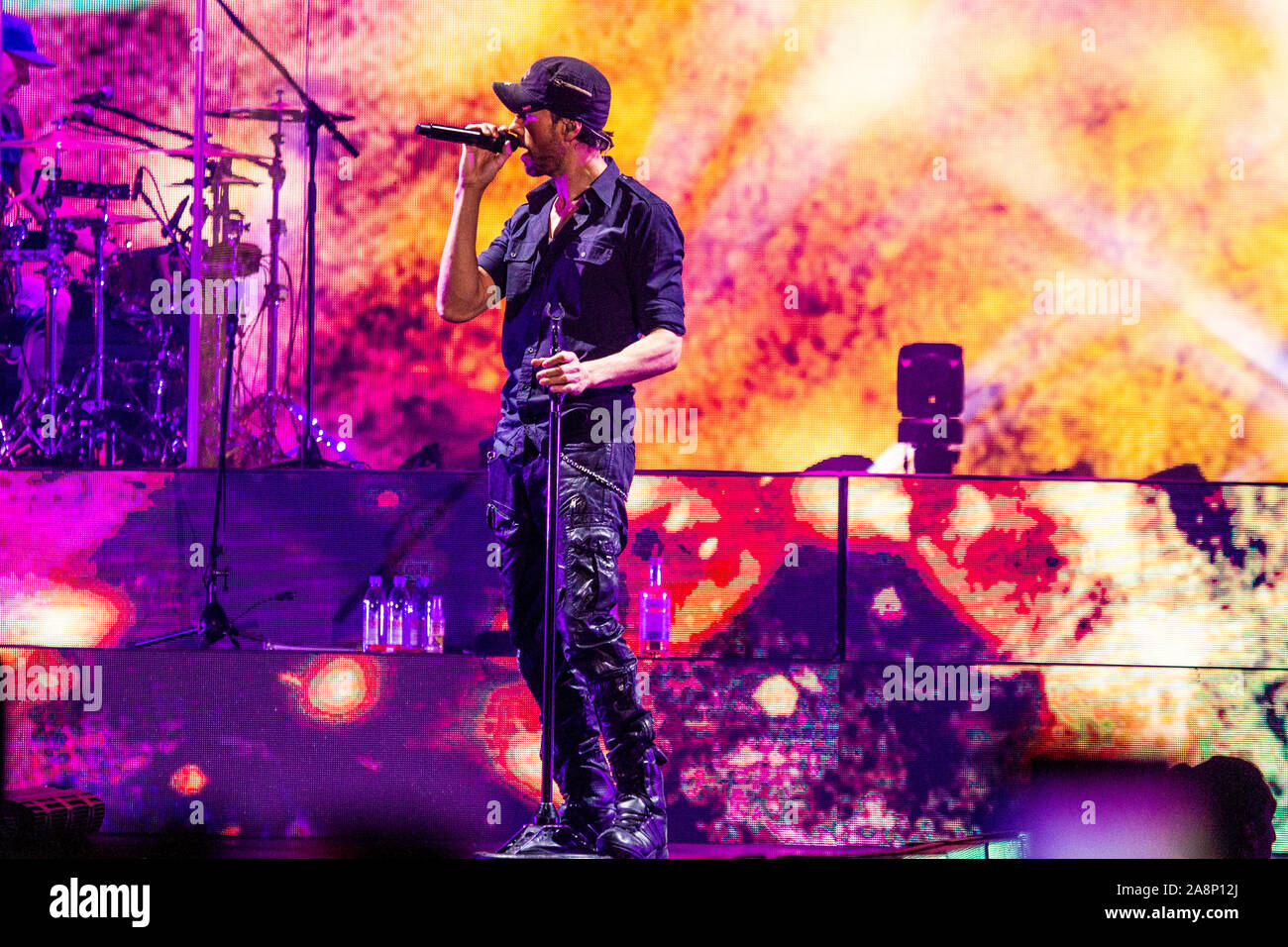 Milan Italie 2 novembre 2019 Enrique Iglesias live au Mediolanum Forum © Roberto Finizio / Alamy Banque D'Images