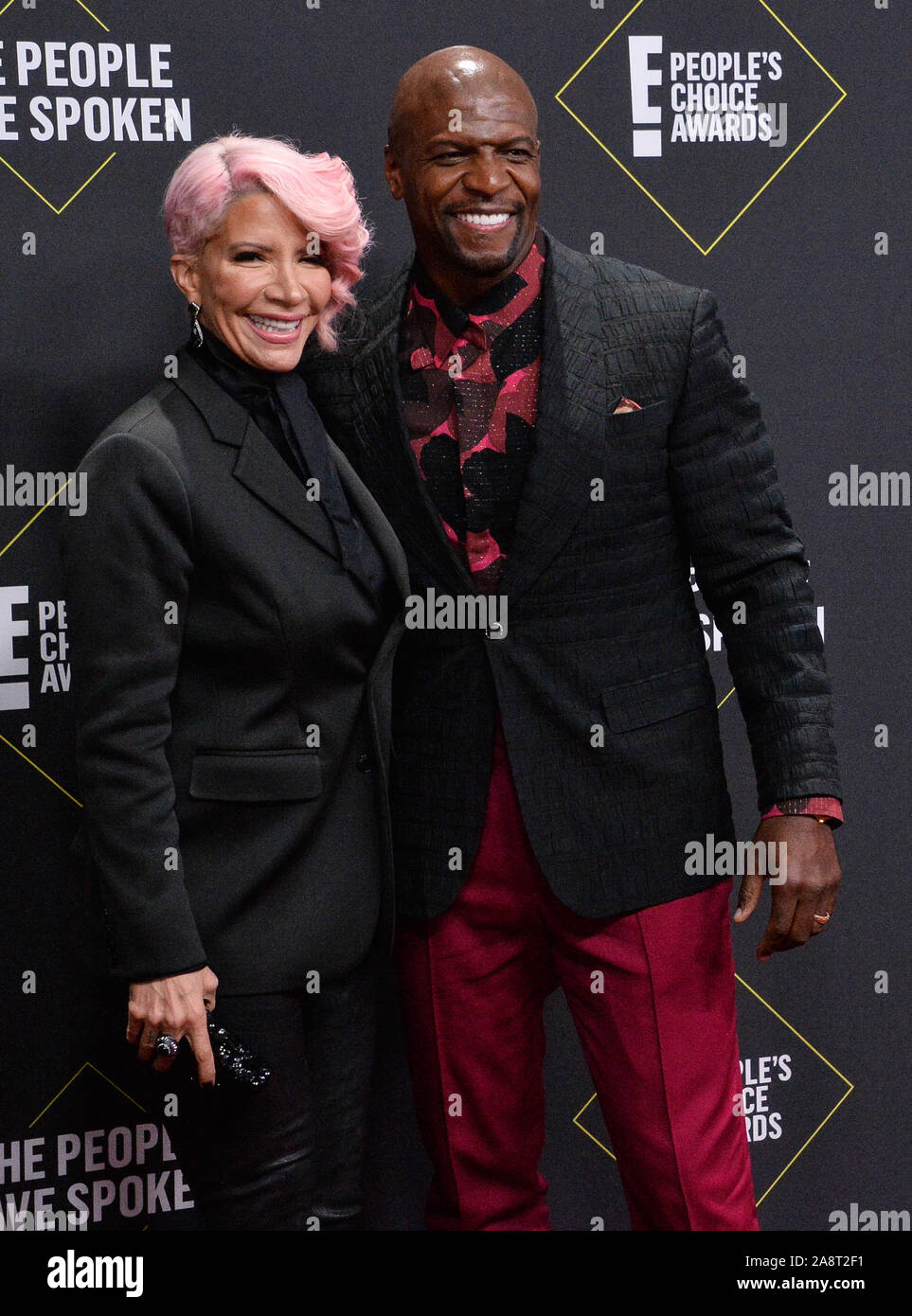 Santa Monica, USA. 10 Nov, 2019. Rebecca King-Crews et l'acteur Terry Crews arrive pour la 45e année ! People's Choice Awards au Barker Hangar à Santa Monica, Californie le dimanche, Novembre 10, 2019. Photo par Jim Ruymen/UPI UPI : Crédit/Alamy Live News Banque D'Images