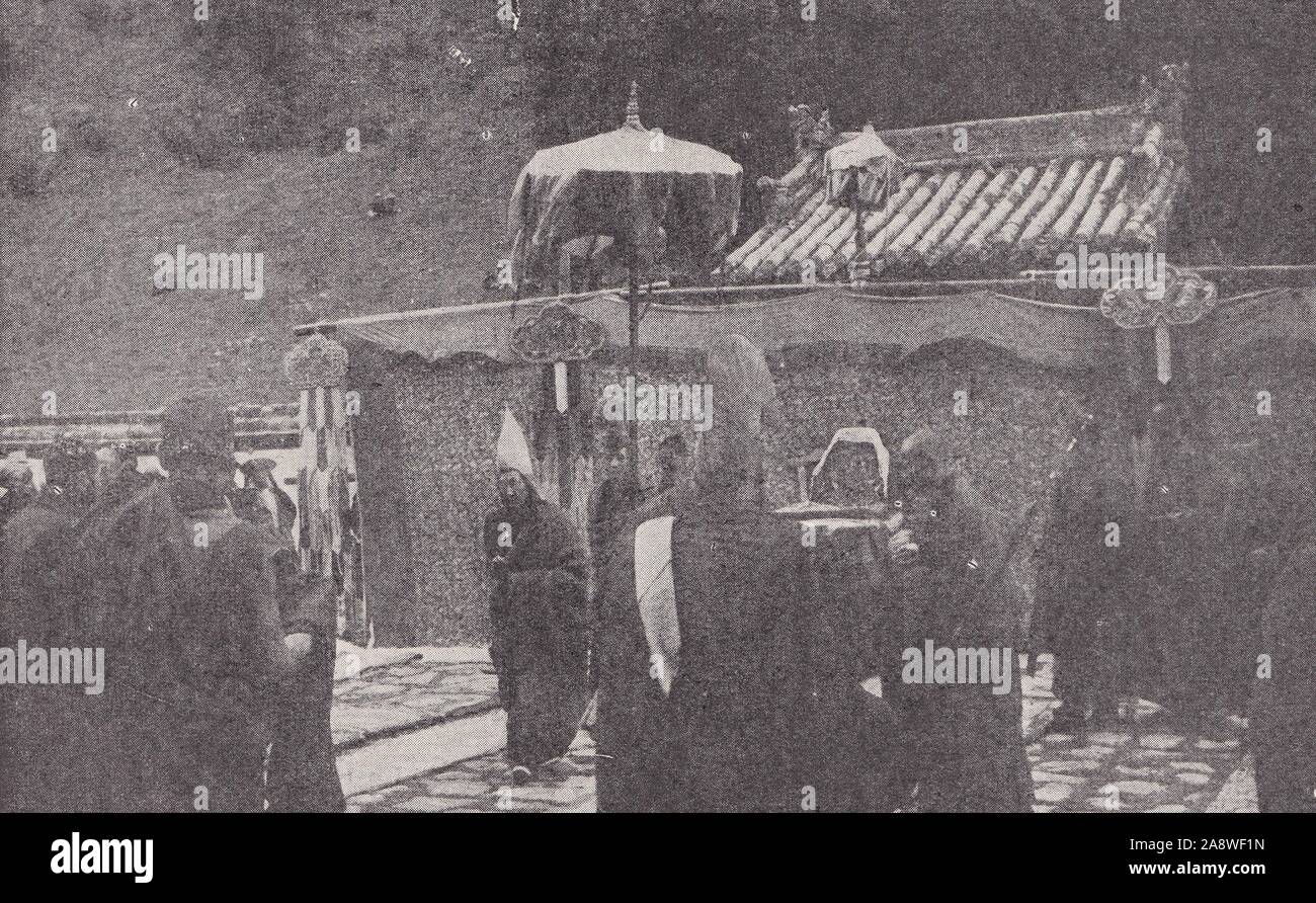 "Dieu vivant" une cérémonie religieuse au Tibet 1930. Banque D'Images