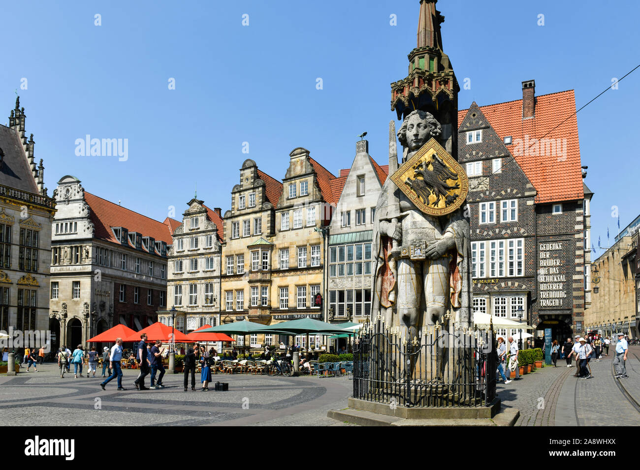 Statue de Roland, Altbauten Westseite Marktplatz, Bremen, Allemagne Banque D'Images